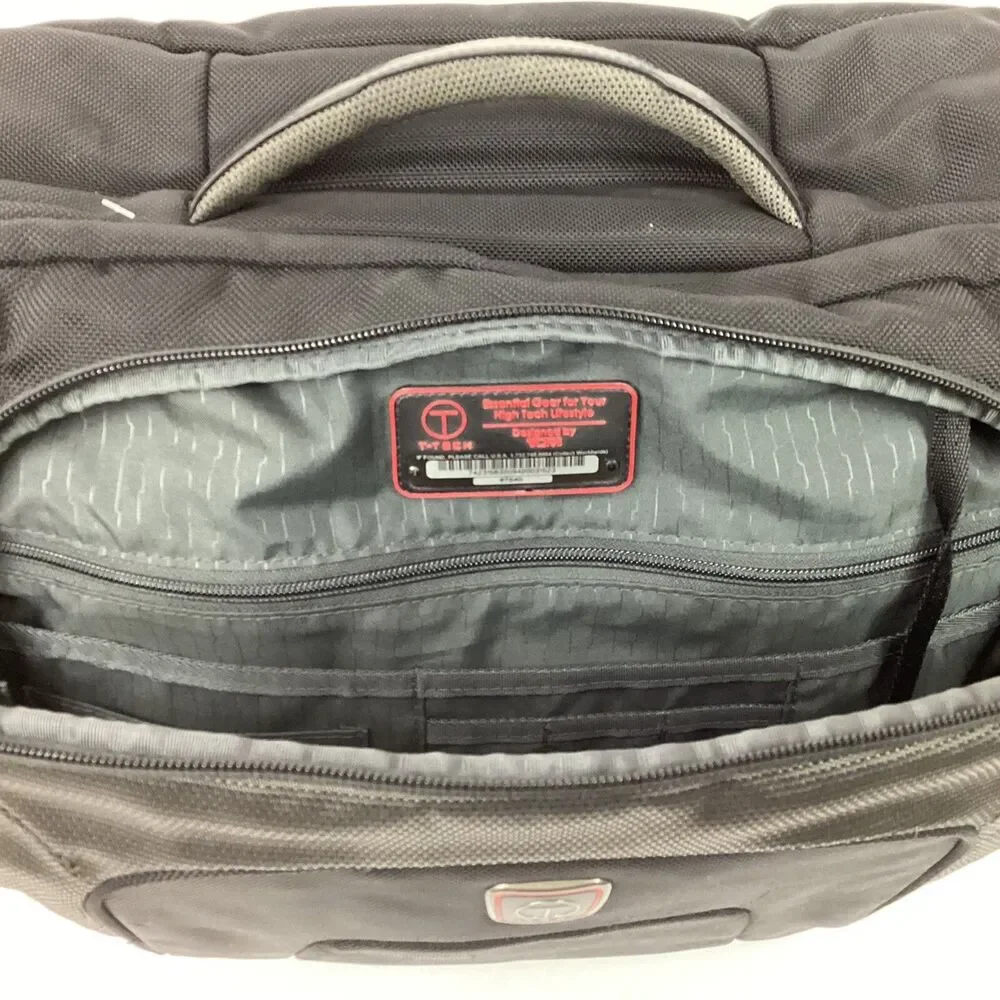 Tumi T-Tech Presido Lombard-Black Large Carry-On-Padded-No Shoulder Strap- 6754D